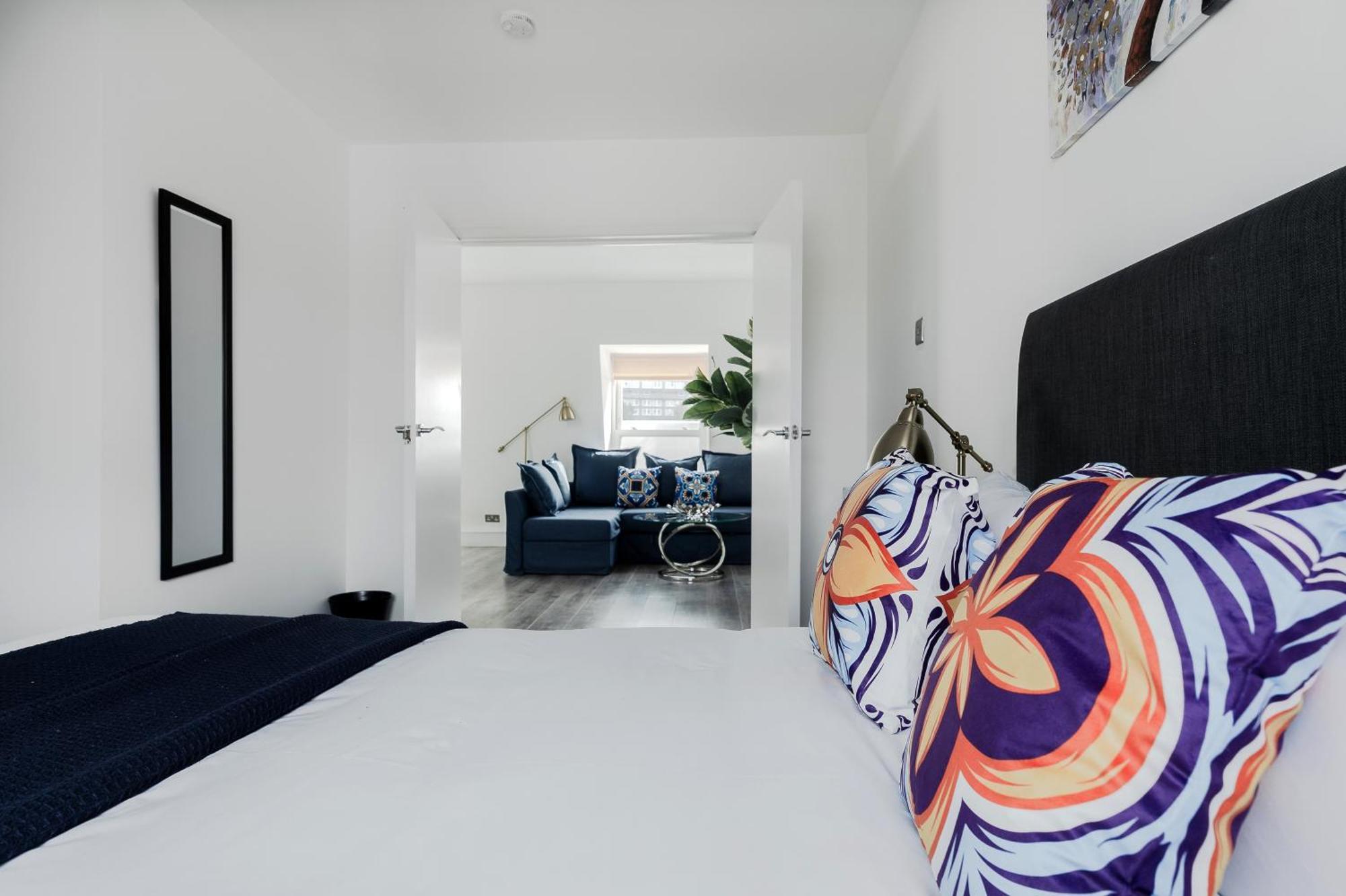 Wonderful Apartments Near Portobello Road 런던 외부 사진