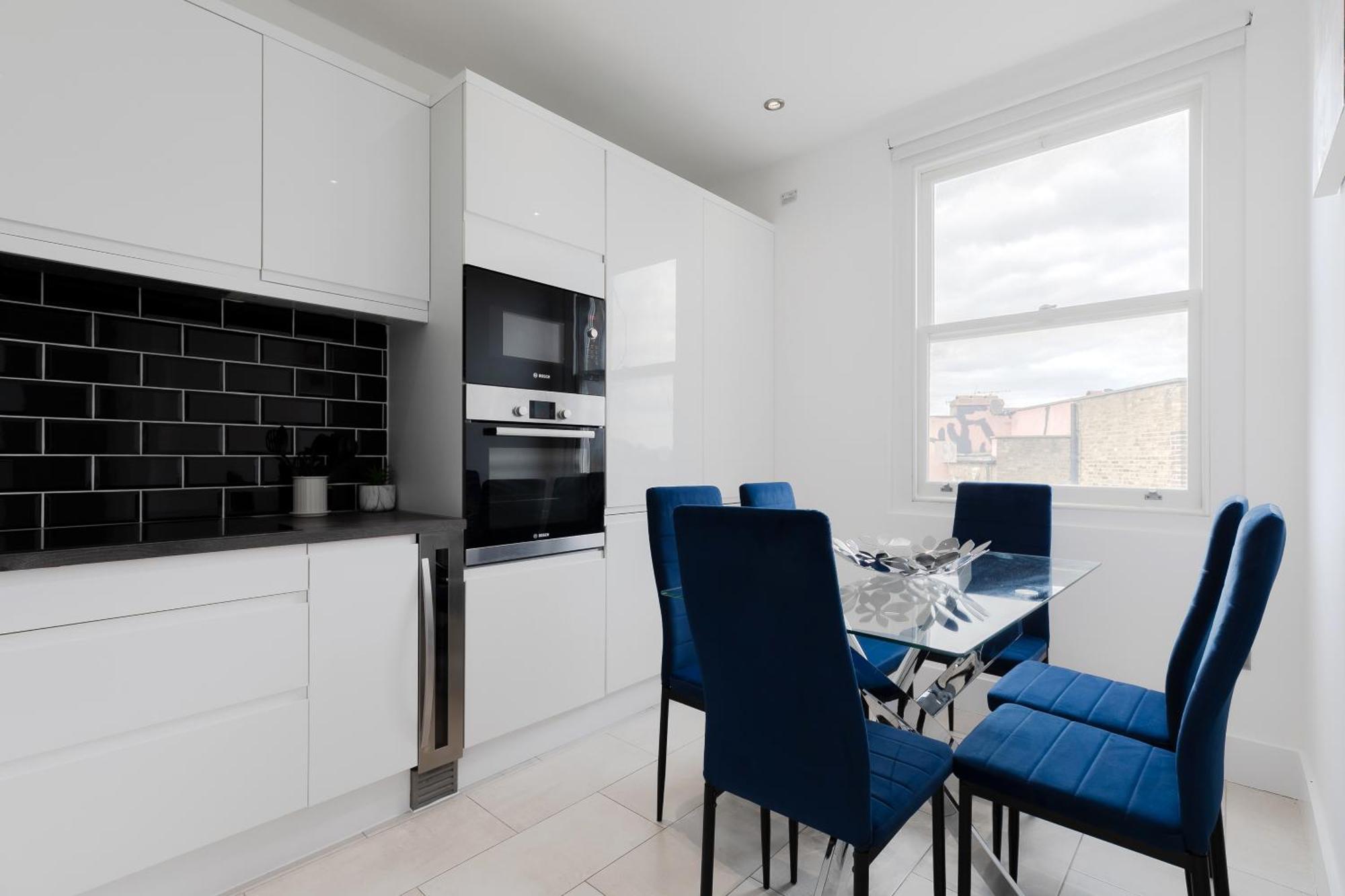 Wonderful Apartments Near Portobello Road 런던 외부 사진