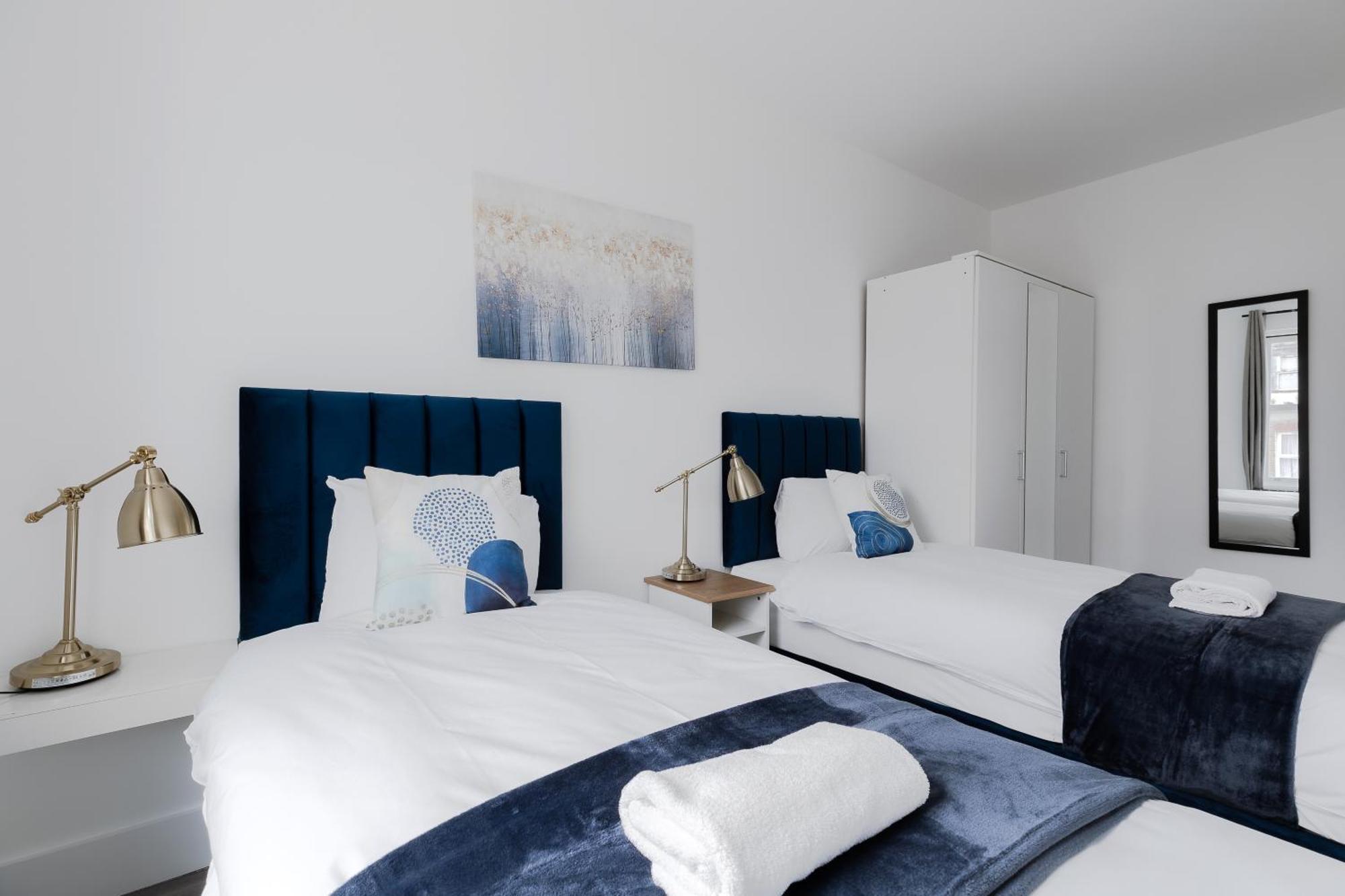 Wonderful Apartments Near Portobello Road 런던 외부 사진