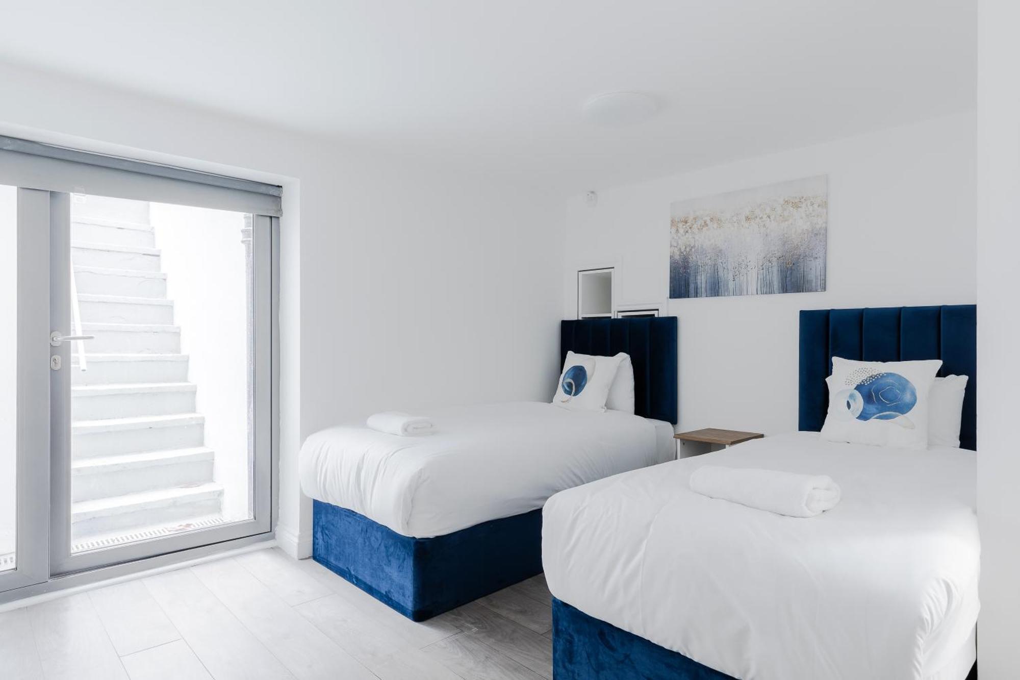 Wonderful Apartments Near Portobello Road 런던 외부 사진